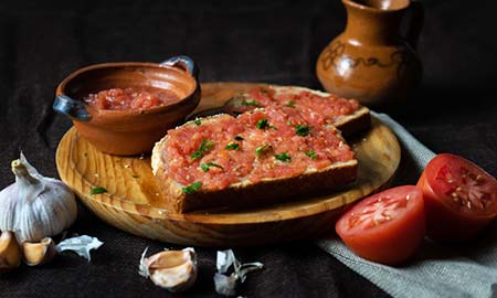 Délicieux plat du sud : Pan con Tomate Catalan 